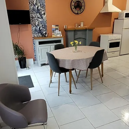 Chez Stephanie And Matthias 度假居